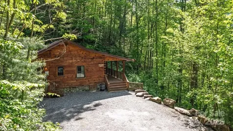 242 Eagles Roost Road Bryson City NC 28713
