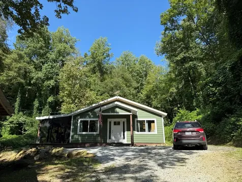 2555 Junaluska Road Andrews NC 28901