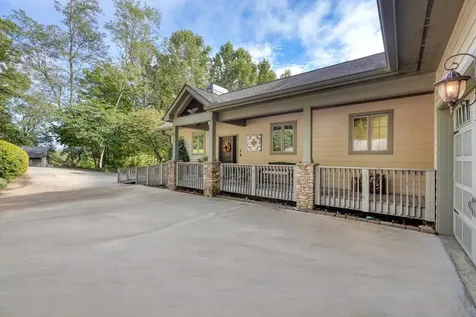 197 Eagles View Road Hayesville NC 28904