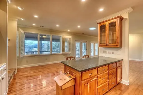 197 Eagles View Road Hayesville NC 28904