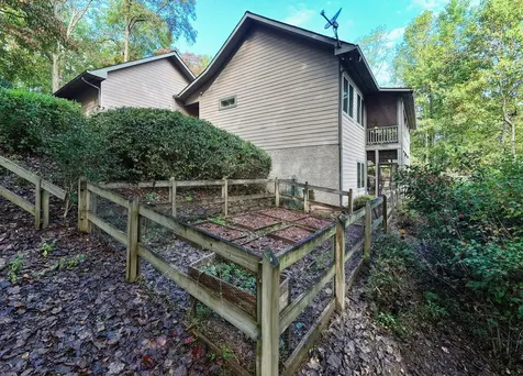 197 Eagles View Road Hayesville NC 28904