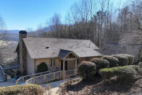 197 Eagles View Road Hayesville NC 28904