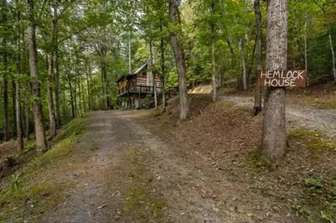 151 Pinewood Drive Murphy NC 28906