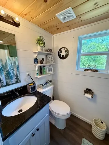 1351 Cody Branch Robbinsville NC 28771