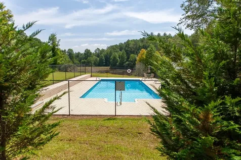 450 Betty Sue Deyton Road Robbinsville NC 28771