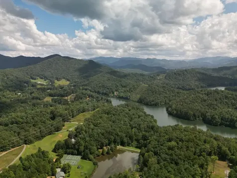 5,7,9,11 Dogwood Trail Robbinsville NC 28771