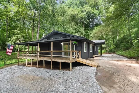 123 Quarry Road Andrews NC 28901