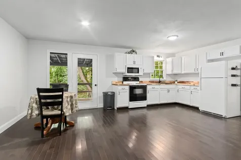 123 Quarry Road Andrews NC 28901
