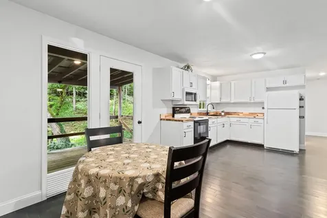 123 Quarry Road Andrews NC 28901