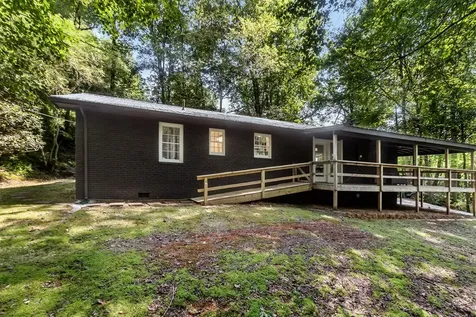 123 Quarry Road Andrews NC 28901