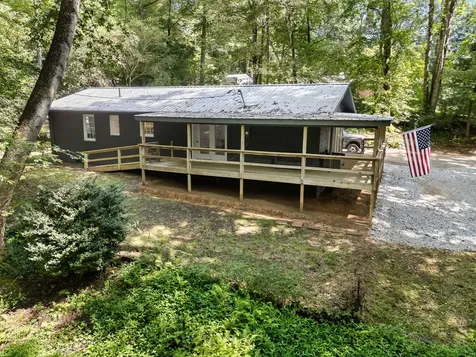 123 Quarry Road Andrews NC 28901