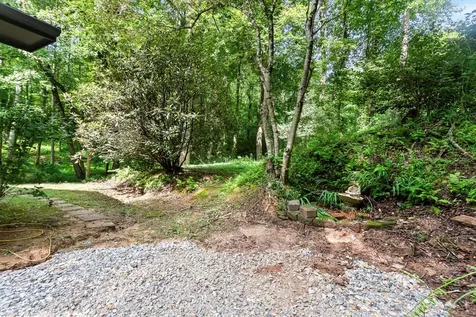 123 Quarry Road Andrews NC 28901