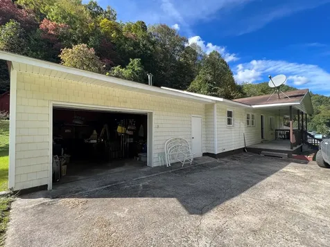1050 Us Highway 19 Topton NC 28781