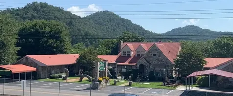 290 N Main Street Robbinsville NC 28771