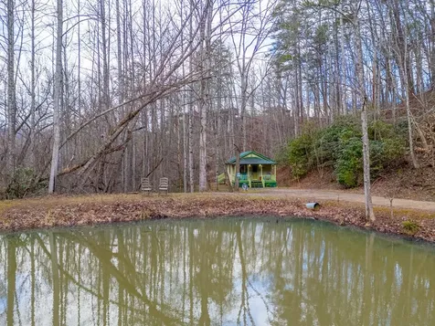 180 Valley Lane Bryson City NC 28713
