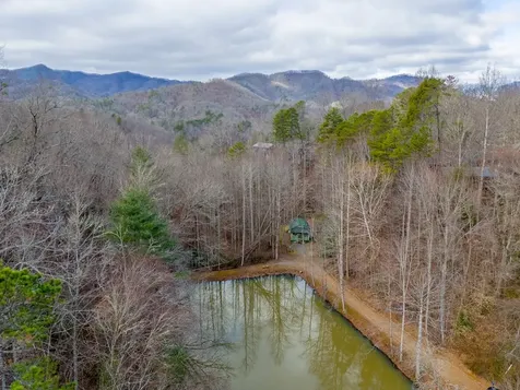 180 Valley Lane Bryson City NC 28713
