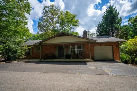 55 Avisco Robbinsville NC 28771