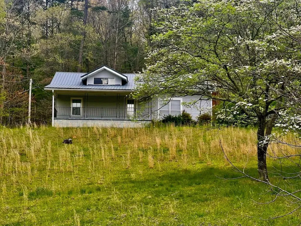 16378 W Us 64 Murphy NC 28906
