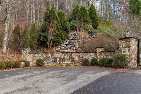 729 Wilderness Creek Way Murphy NC 28906