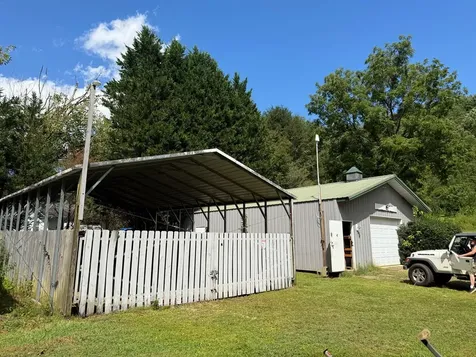 3335 Upper Peachtree Murphy NC 28906