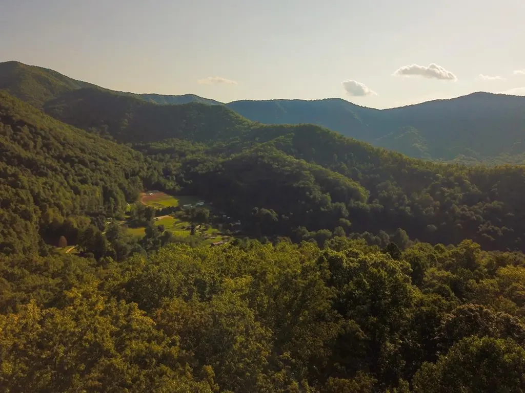 1111 Canopy Lane Robbinsville NC 28771