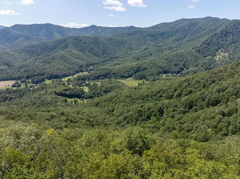 9999 Cindy Cove Trail Robbinsville NC 28771