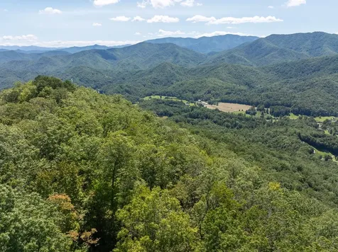 9999 Cindy Cove Trail Robbinsville NC 28771