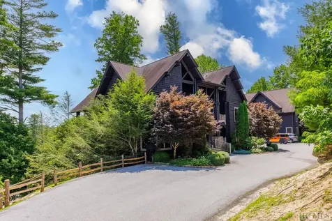 63A Indian Summer Lane Sapphire NC 28774