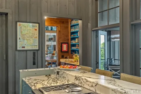 843 Kettle Rock Road Highlands NC 28741