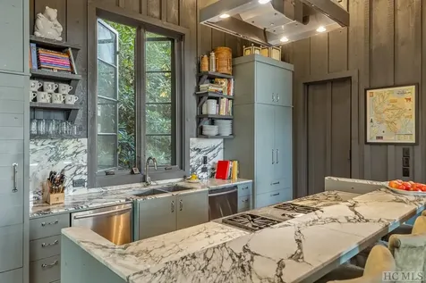 843 Kettle Rock Road Highlands NC 28741