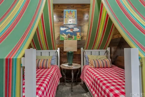 843 Kettle Rock Road Highlands NC 28741