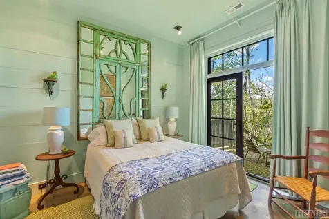 843 Kettle Rock Road Highlands NC 28741