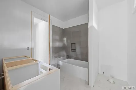 49 E Fish Camp Trail Glenville NC 28736