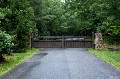 49 E Fish Camp Trail Glenville NC 28736