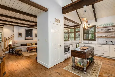 63 Indian Falls Way Lake Toxaway NC 28747