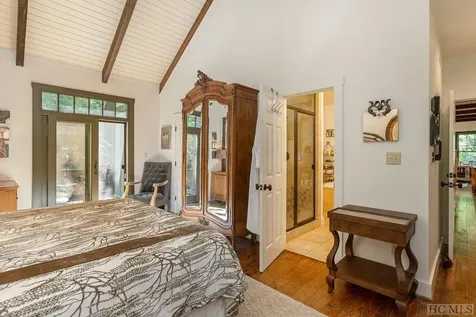 63 Indian Falls Way Lake Toxaway NC 28747