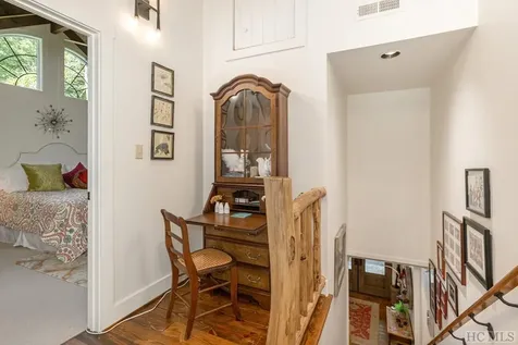 63 Indian Falls Way Lake Toxaway NC 28747
