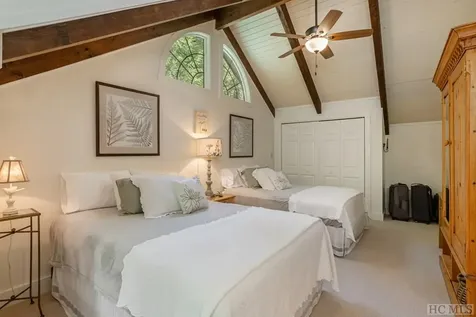 63 Indian Falls Way Lake Toxaway NC 28747