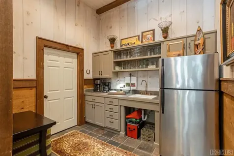 63 Indian Falls Way Lake Toxaway NC 28747