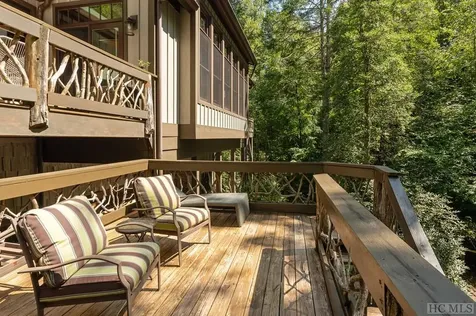63 Indian Falls Way Lake Toxaway NC 28747