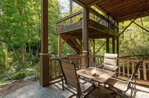 63 Indian Falls Way Lake Toxaway NC 28747