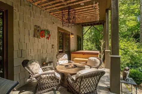 63 Indian Falls Way Lake Toxaway NC 28747