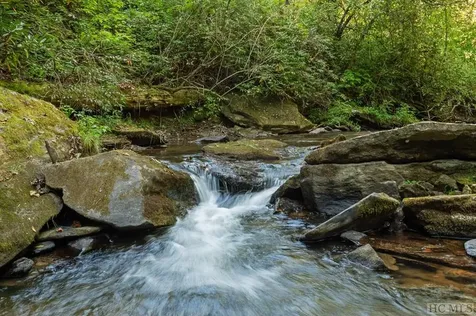 63 Indian Falls Way Lake Toxaway NC 28747