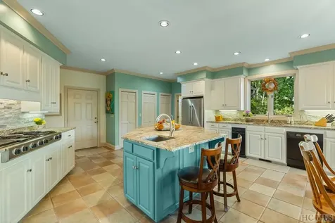 445 South Drive Highlands NC 28741