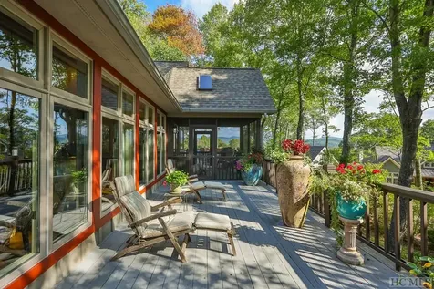 445 South Drive Highlands NC 28741