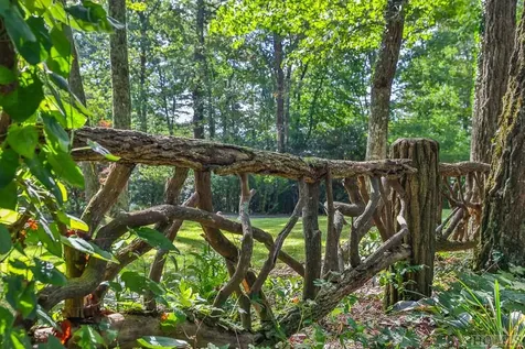 445 South Drive Highlands NC 28741