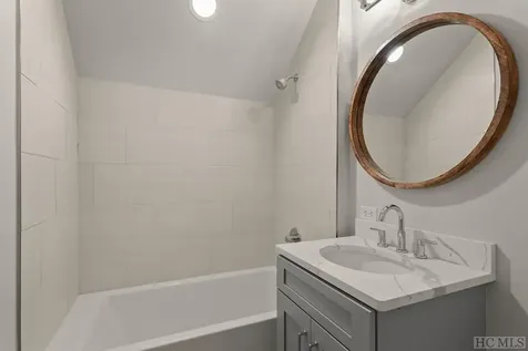 73 Laurel Meadow Way Cashiers NC 28717