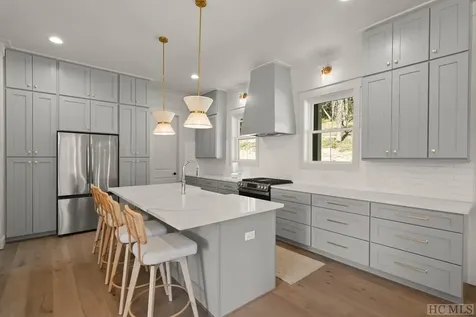 73 Laurel Meadow Way Cashiers NC 28717