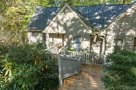 43 Kiwi Lane Sapphire NC 28774