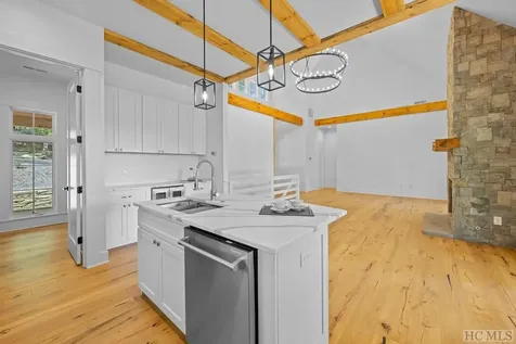 1136 Trillium Ridge Road Cullowhee NC 28723